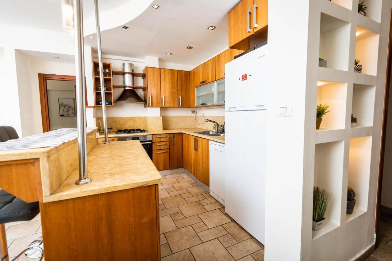 Central On Hapalmach- 3-Bdr Apartment Jerusalem Ngoại thất bức ảnh