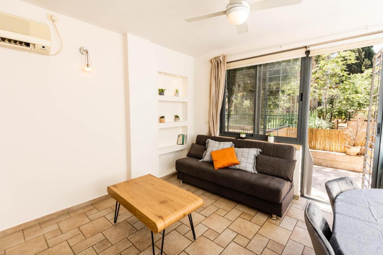 Central On Hapalmach- 3-Bdr Apartment Jerusalem Ngoại thất bức ảnh