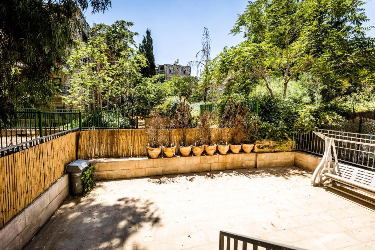 Central On Hapalmach- 3-Bdr Apartment Jerusalem Ngoại thất bức ảnh