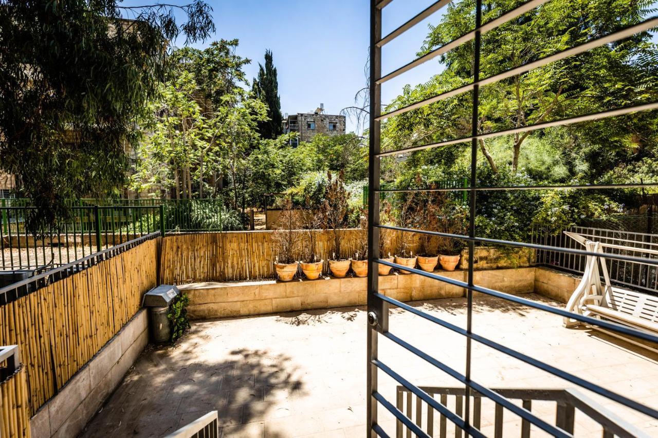Central On Hapalmach- 3-Bdr Apartment Jerusalem Ngoại thất bức ảnh
